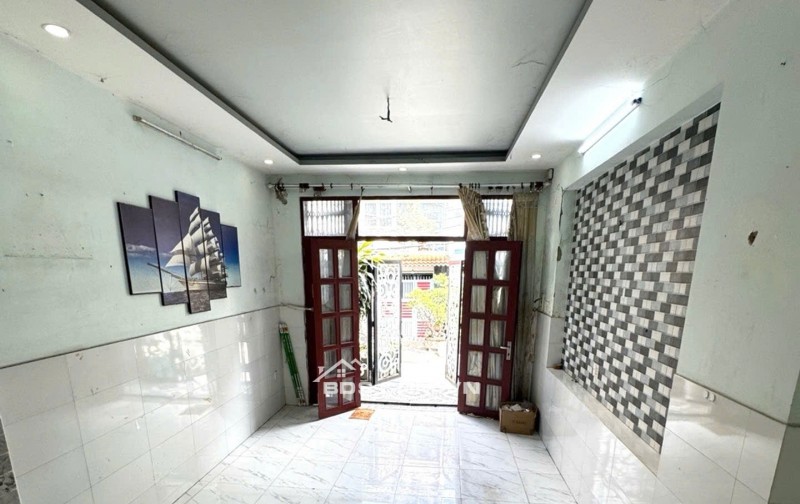 NHÀ BÁN NHÀ, MẶT ĐƯỜNG NỘI BỘ 8m, KHU DÂN CƯ LÝ CHIÊU HOÀNG Q6, 4x16m,  Chỉ NHỈNH 6ty.
